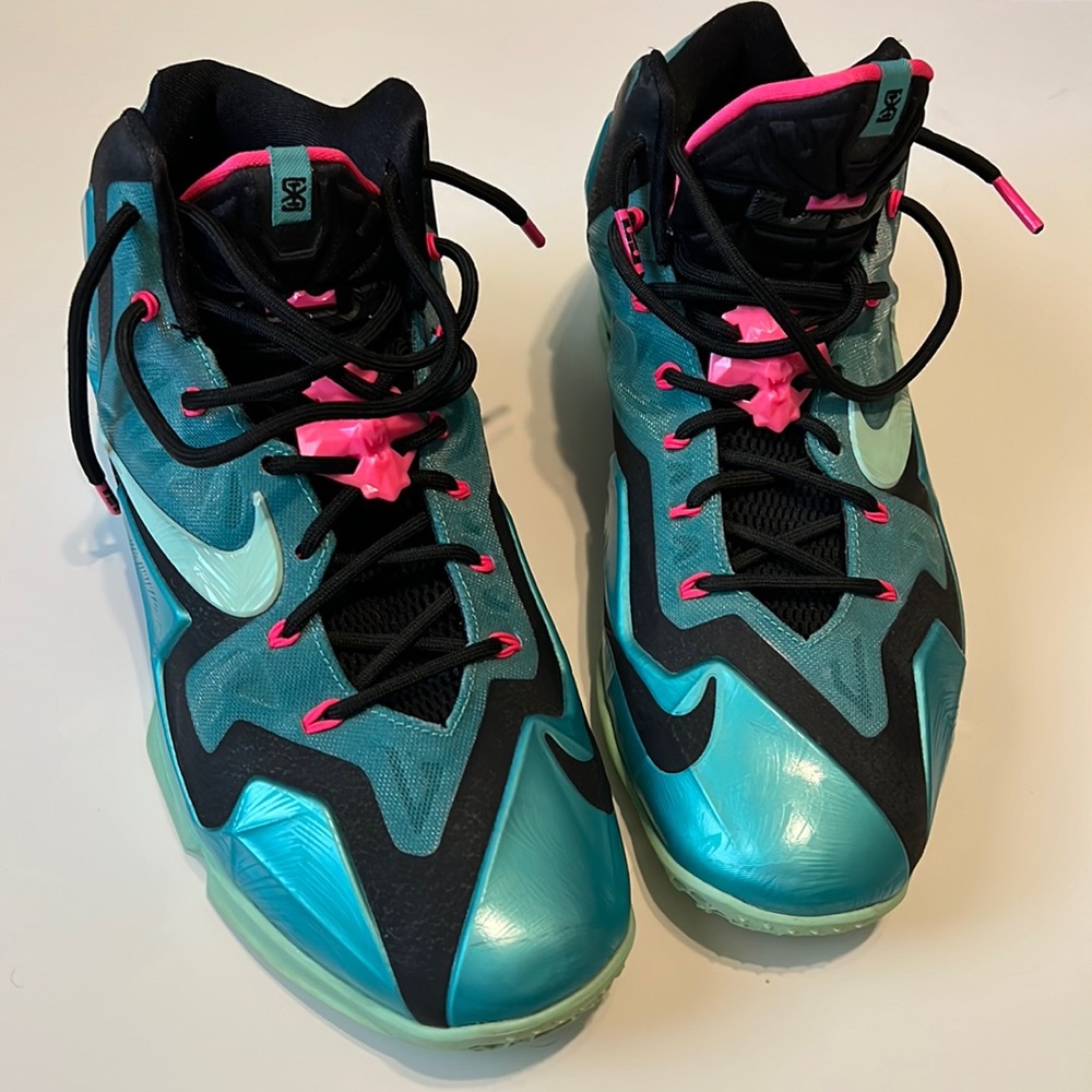 Nike Lebron 11 XI South Beach 2014 [616175-330] Deadstock Size 11-PREOWNED
